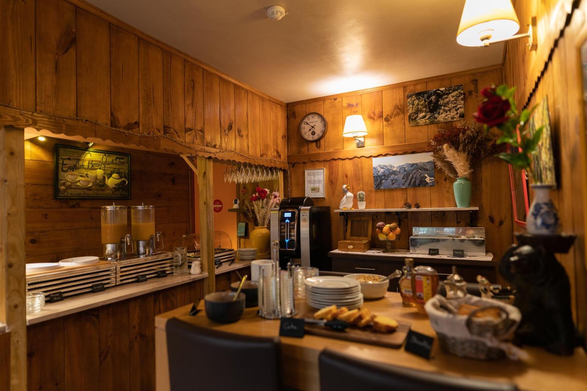 Hotel Quin Te Va Cauterets Εξωτερικό φωτογραφία