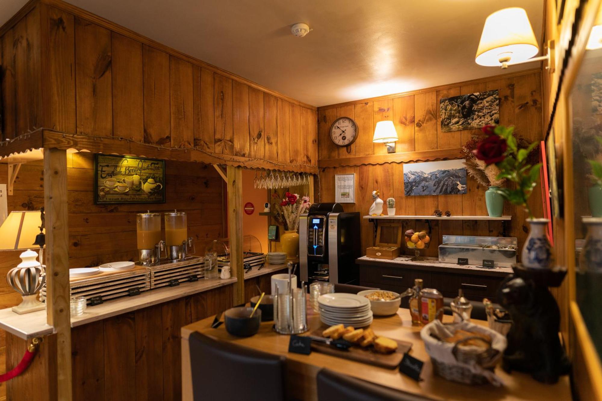 Hotel Quin Te Va Cauterets Εξωτερικό φωτογραφία
