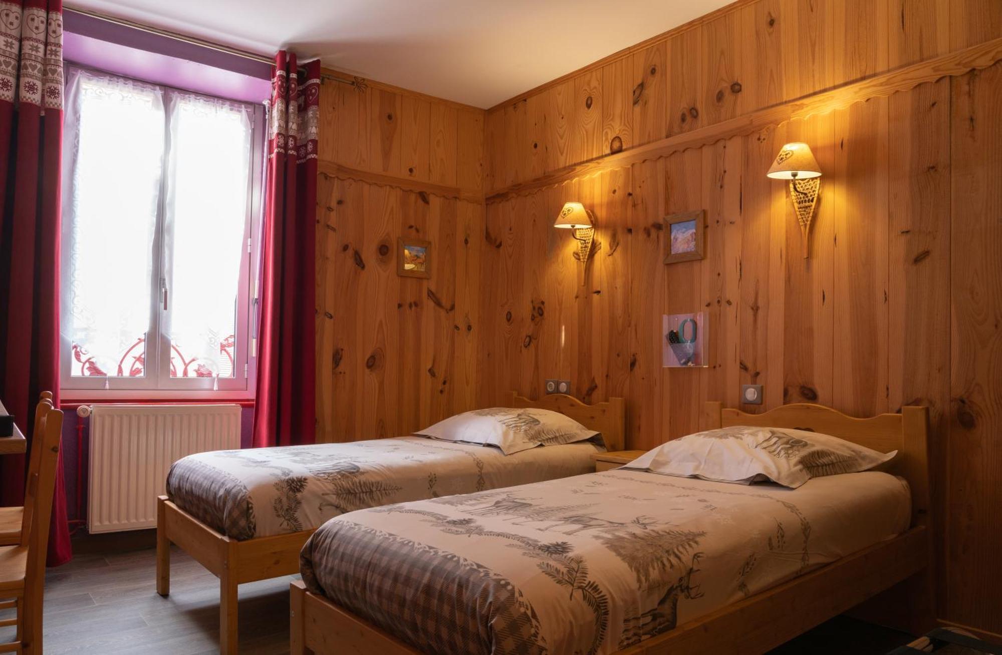 Hotel Quin Te Va Cauterets Εξωτερικό φωτογραφία